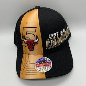 Chicago Bulls 5 1997 NBA Champions Mitchell & Ness Hat Snapback Cap New Men
